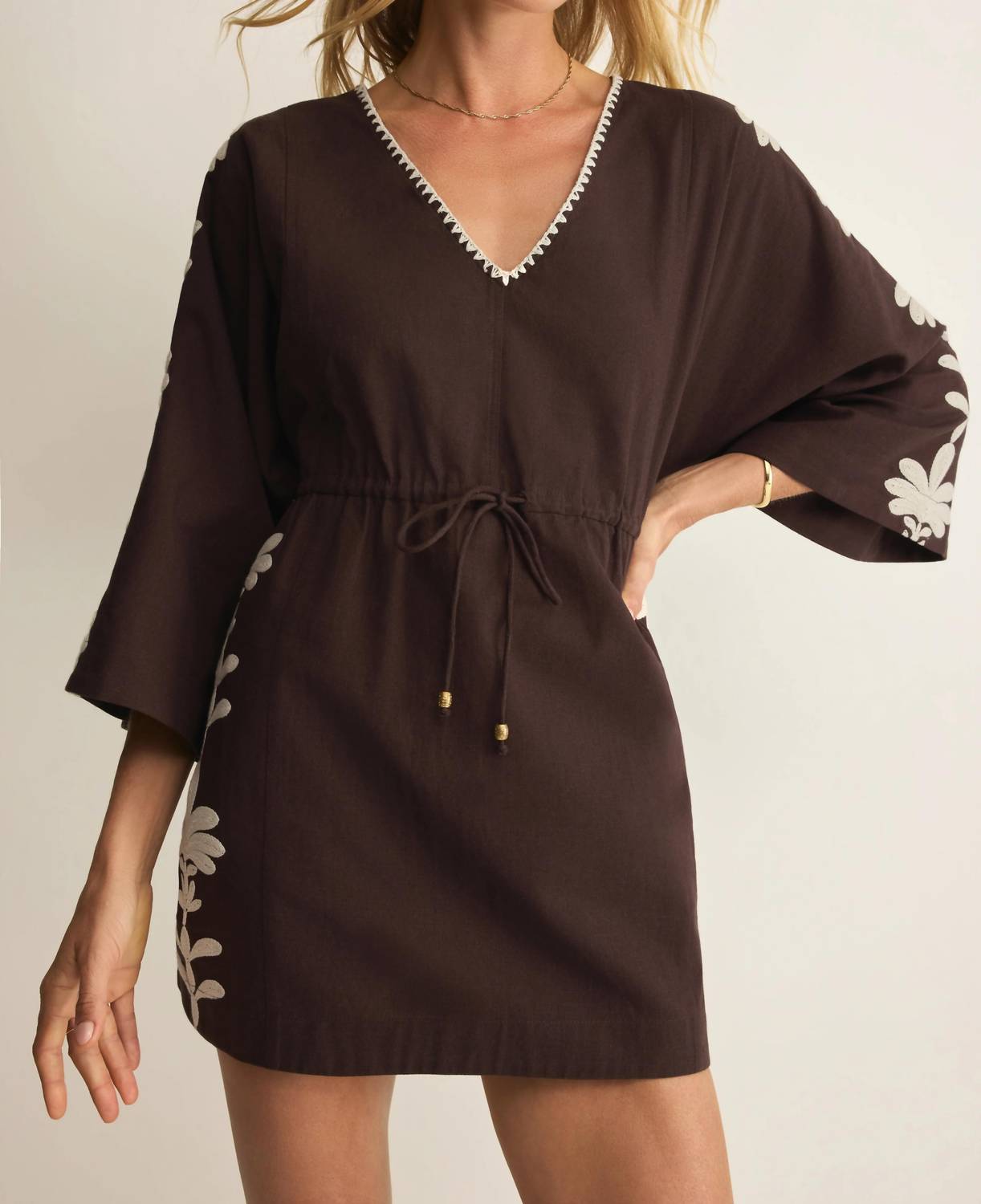 30c3e1e0-9cf2-4c01-a870-3ed3725d24d9-upscale_15k-1500x1500-70