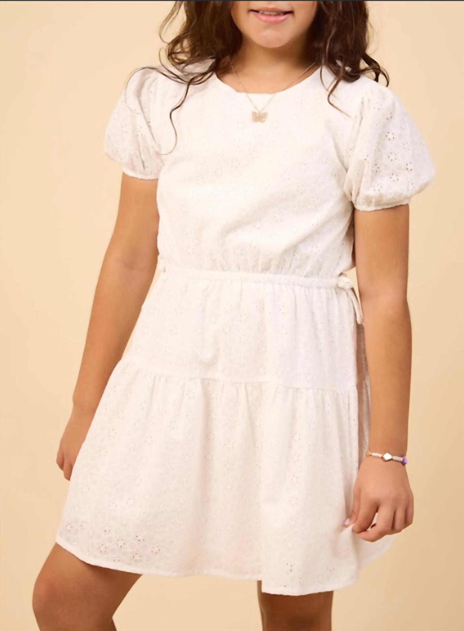 7f726736-2aa3-4a39-abf1-bd54b4a79582-upscale_15k-1500x1500-1